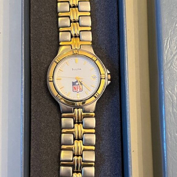 BULOVA | NFL Superbowl Men's two-tone watch-NEW Battery - Picture 16 of 16